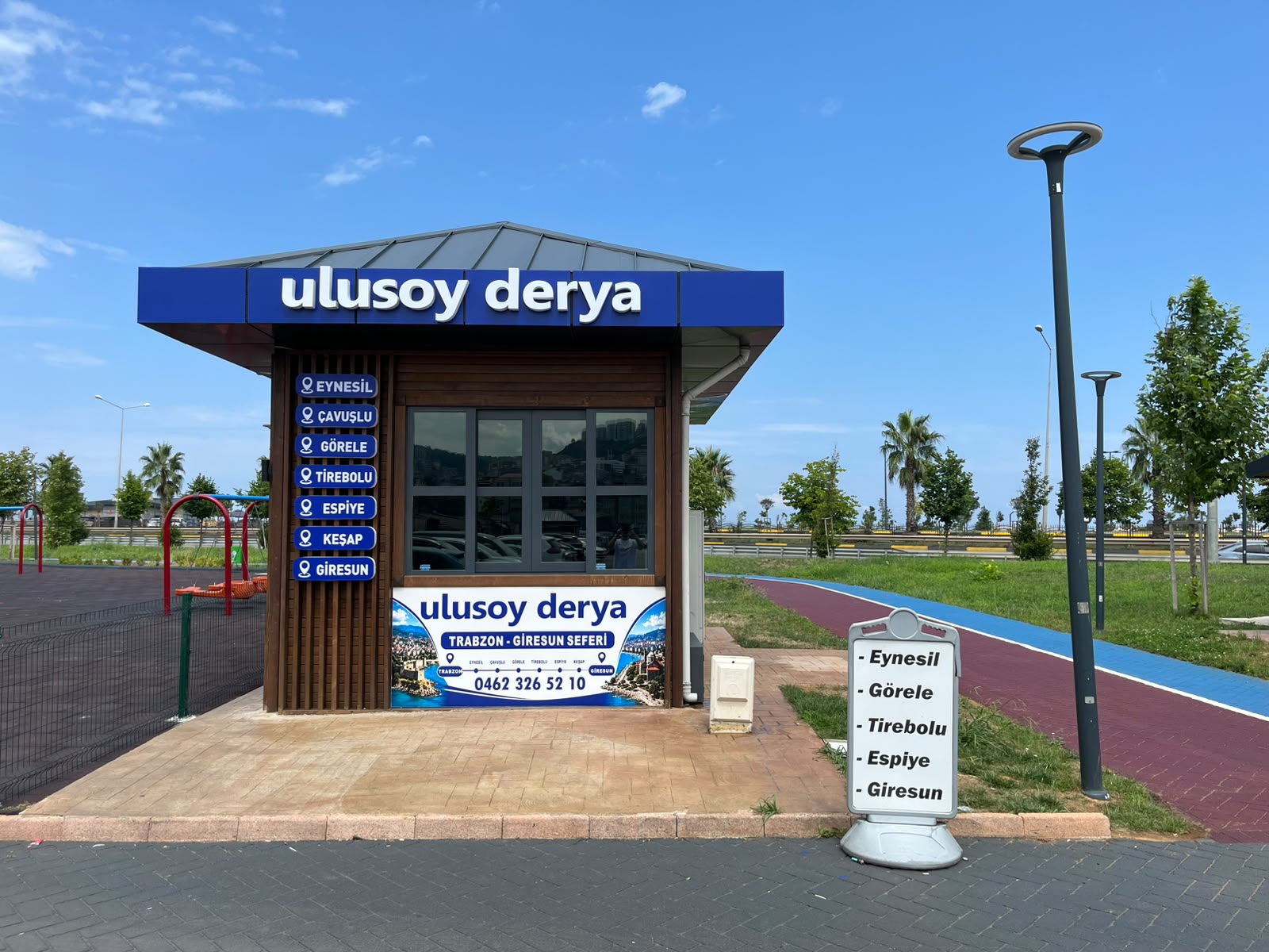 Ulusoy Derya yazıhanesi ön cephe ve durak tabelaları